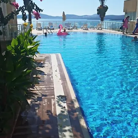 Apartment Seaview 1 Gulluk